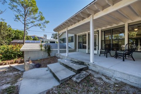 House in Holiday, Florida 2 bedrooms, 181.72 sq.m. № 2424255 - photo 10