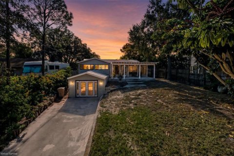 House in Holiday, Florida 2 bedrooms, 181.72 sq.m. № 2424255 - photo 3