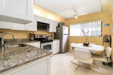 Condominio en venta en Delray Beach, Florida, 2 dormitorios, 107.77 m2 № 1842542 - foto 3