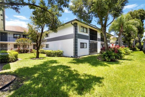 Condominio en venta en Delray Beach, Florida, 2 dormitorios, 107.77 m2 № 1842542 - foto 15