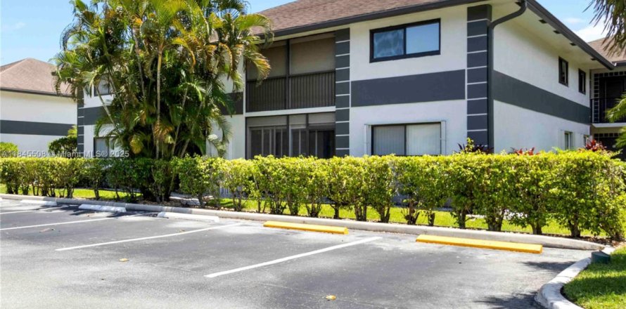 Condominio en Delray Beach, Florida, 2 dormitorios  № 1842542
