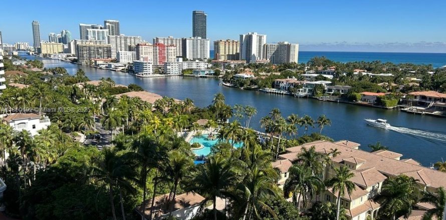 Condo à Aventura, Floride, 3 chambres № 1889687