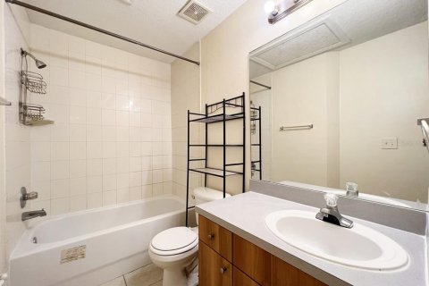 Appartement à louer à Tampa, Floride: 3 chambres, 75.25 m2 № 2096988 - photo 13