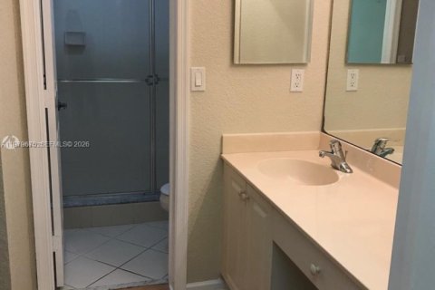 Copropriété à louer à Coconut Creek, Floride: 2 chambres, 90.49 m2 № 2046136 - photo 8