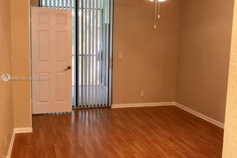 Copropriété à louer à Coconut Creek, Floride: 2 chambres, 90.49 m2 № 2046136 - photo 7