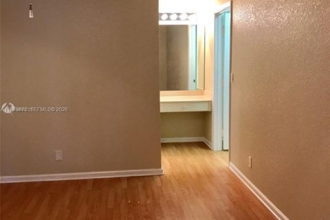 Copropriété à louer à Coconut Creek, Floride: 2 chambres, 90.49 m2 № 2046136 - photo 6