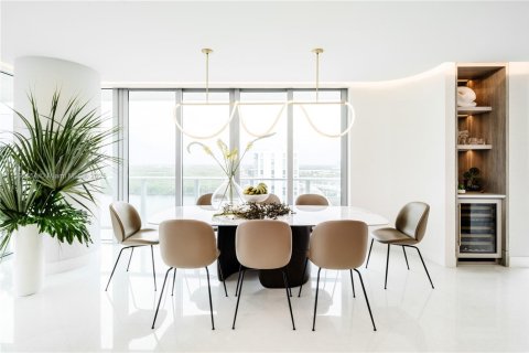 Condo in Sunny Isles Beach, Florida, 3 bedrooms  № 1949630 - photo 8