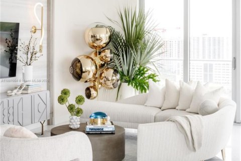 Condo in Sunny Isles Beach, Florida, 3 bedrooms  № 1949630 - photo 6