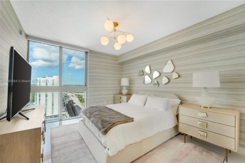 Condo in Sunny Isles Beach, Florida, 3 bedrooms  № 1949630 - photo 23