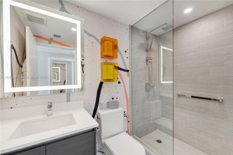 Condo in Sunny Isles Beach, Florida, 3 bedrooms  № 1949630 - photo 27