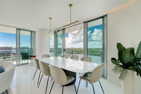 Condo in Sunny Isles Beach, Florida, 3 bedrooms  № 1949630 - photo 7