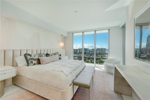 Condo in Sunny Isles Beach, Florida, 3 bedrooms  № 1949630 - photo 18