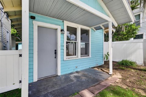 House in New Smyrna Beach, Florida 5 bedrooms, 221.2 sq.m. № 2149048 - photo 18