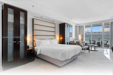 Condo in Miami Beach, Florida  № 2086476 - photo 4