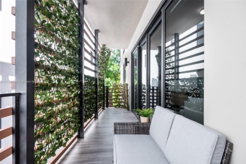 Commercial property in Miami, Florida 781.49 sq.m. № 1957563 - photo 26