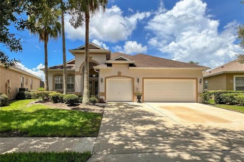 House in Lake Mary, Florida 4 bedrooms, 206.43 sq.m. № 2209266