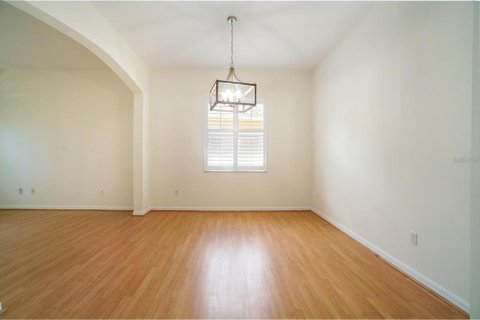House in Lake Mary, Florida 4 bedrooms, 206.43 sq.m. № 2209266 - photo 5