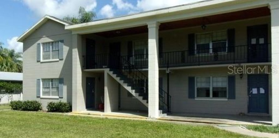 Apartamento en DeLand, Florida 2 dormitorios, 76.64 m2 № 2101173