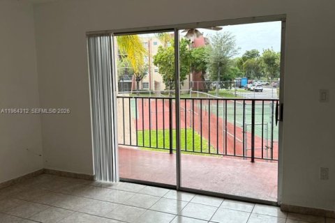 Appartement à louer à Miami, Floride: 3 chambres, 108.42 m2 № 2026762 - photo 24