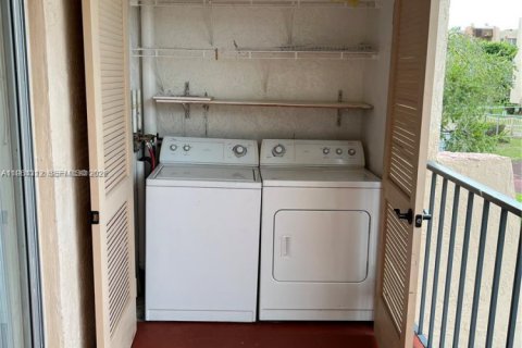 Appartement à louer à Miami, Floride: 3 chambres, 108.42 m2 № 2026762 - photo 26