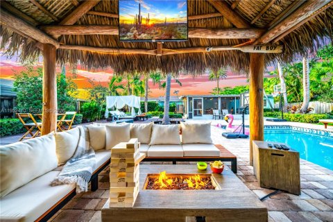 House in Pompano Beach, Florida 4 bedrooms, 163.14 sq.m. № 2006683 - photo 7