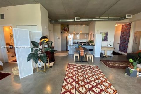 Condo in Miami, Florida, 2 bedrooms № 2170826 - photo 23