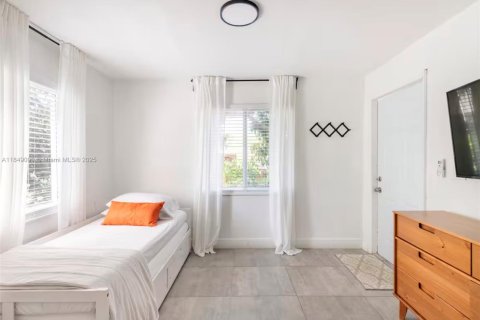 Immobilier commercial à louer à Miami, Floride: 1 chambre, 37.16 m2 № 1977540 - photo 6