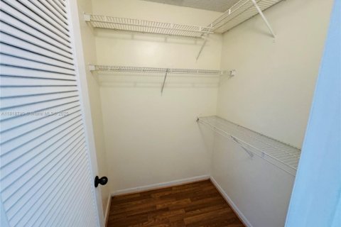 Condominio en venta en Oakland Park, Florida, 2 dormitorios, 101.82 m2 № 1776156 - foto 24