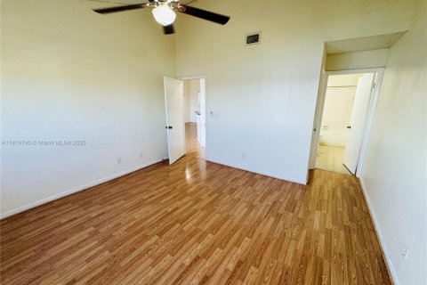 Condominio en venta en Oakland Park, Florida, 2 dormitorios, 101.82 m2 № 1776156 - foto 23