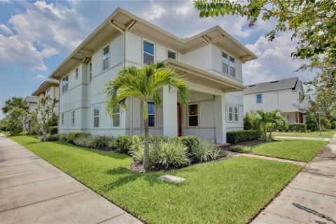 Casa en alquiler en Orlando, Florida, 3 dormitorios, 188.41 m2 № 1906457 - foto 2