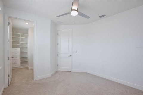 Casa en alquiler en Orlando, Florida, 3 dormitorios, 188.41 m2 № 1906457 - foto 18