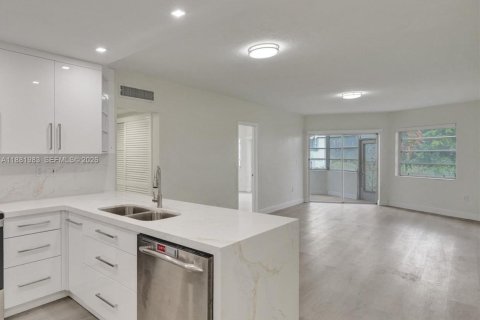Condo à Miami, Floride, 2 chambres  № 2080187