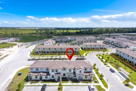 Снять в аренду таунхаус в Хомстед, Флорида 3 спальни, 138.33м2, № 1961212 - фото 28