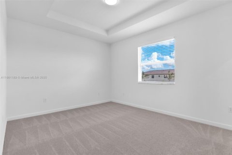 Снять в аренду таунхаус в Хомстед, Флорида 3 спальни, 138.33м2, № 1961212 - фото 15