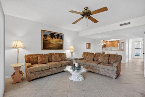 Condo in Saint Augustine, Florida, 2 bedrooms  № 2151902 - photo 11