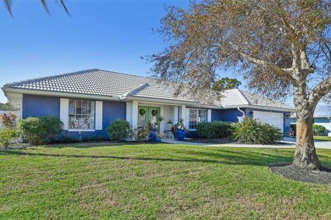 House in Englewood, Florida 3 bedrooms, 207.64 sq.m. № 1425433 - photo 5
