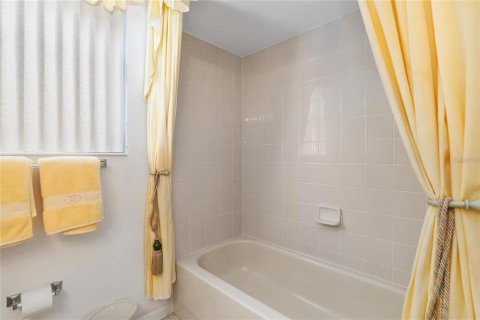 House in Ocala, Florida 3 bedrooms, 165.46 sq.m. № 2103004 - photo 26