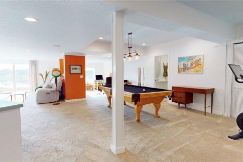 House in Eustis, Florida 4 bedrooms, 373.37 sq.m. № 1512578 - photo 28