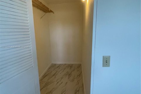 Condominio en venta en Delray Beach, Florida, 2 dormitorios, 81.75 m2 № 1868177 - foto 6