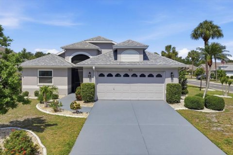 Villa ou maison à Sun City Center, Floride 2 chambres, 165.09 m2 № 2097274