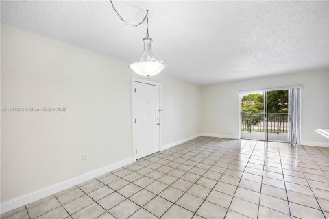 Copropriété à vendre à Cutler Bay, Floride: 2 chambres, 103.4 m2 № 1844165 - photo 11