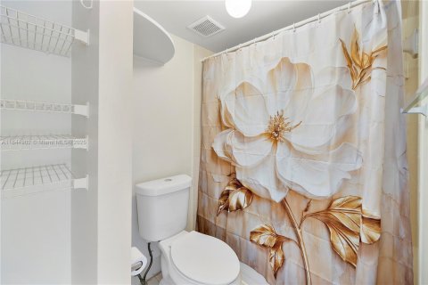 Copropriété à vendre à Cutler Bay, Floride: 2 chambres, 103.4 m2 № 1844165 - photo 30