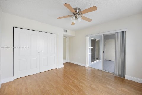 Copropriété à vendre à Cutler Bay, Floride: 2 chambres, 103.4 m2 № 1844165 - photo 20