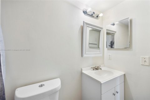 Copropriété à vendre à Cutler Bay, Floride: 2 chambres, 103.4 m2 № 1844165 - photo 22