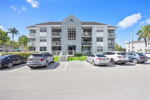 Copropriété à vendre à Cutler Bay, Floride: 2 chambres, 103.4 m2 № 1844165 - photo 1