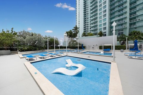 Copropriété à vendre à Miami, Floride: 1 chambre, 101.73 m2 № 1949103 - photo 23