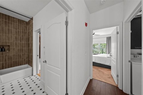Condo in Tampa, Florida, 1 bedroom  № 1754445 - photo 24