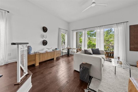 Condo in Tampa, Florida, 1 bedroom  № 1754445 - photo 6