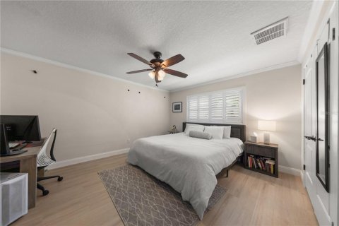House in Clearwater, Florida 4 bedrooms, 258.27 sq.m. № 2399250 - photo 30