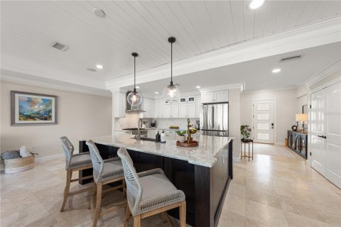 House in Clearwater, Florida 4 bedrooms, 258.27 sq.m. № 2399250 - photo 20